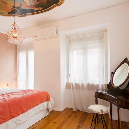 Principe Real Beautiful 3 Bedroom Flat Lisbona Esterno foto