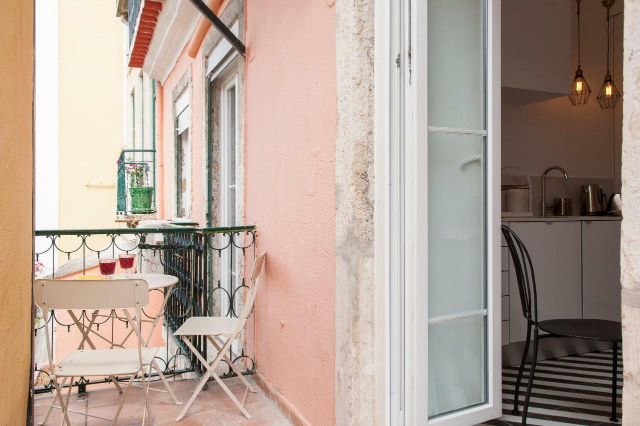 Principe Real Beautiful 3 Bedroom Flat Lisbona Esterno foto