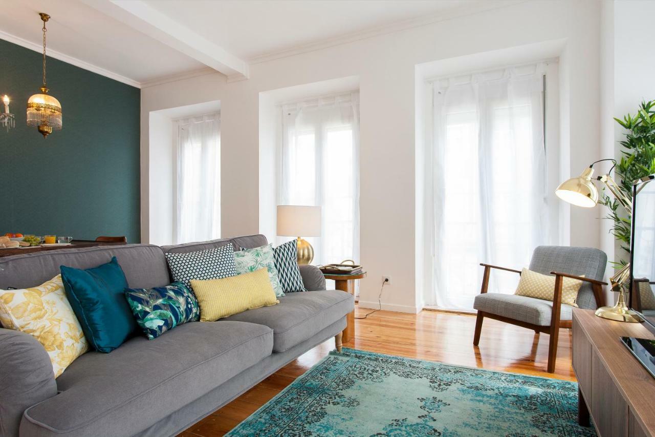 Principe Real Beautiful 3 Bedroom Flat Lisbona Esterno foto