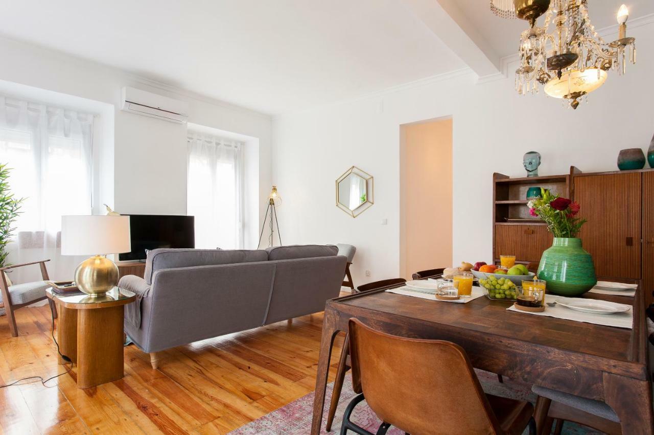 Principe Real Beautiful 3 Bedroom Flat Lisbona Esterno foto
