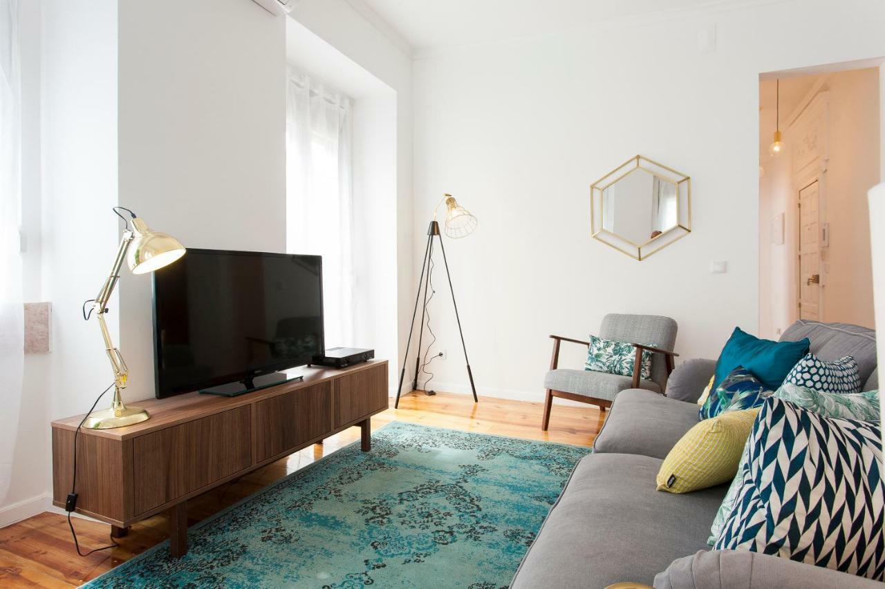 Principe Real Beautiful 3 Bedroom Flat Lisbona Esterno foto